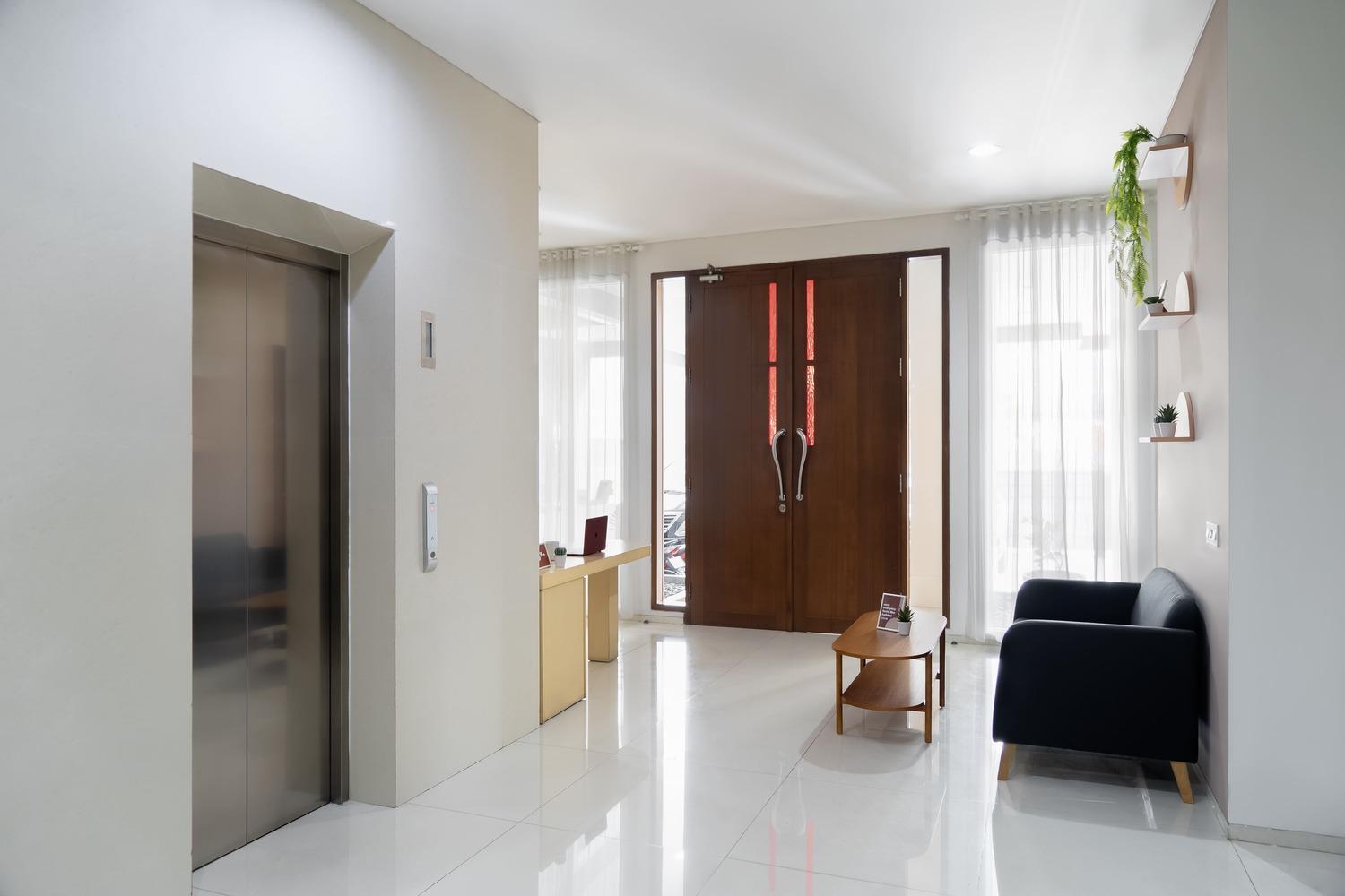 Cove Mk House Senopati Hotel Jakarta Buitenkant foto